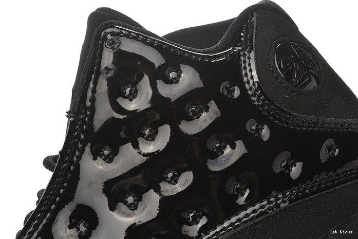 13 Cap Gown Air Jordan and 414571-012 0213